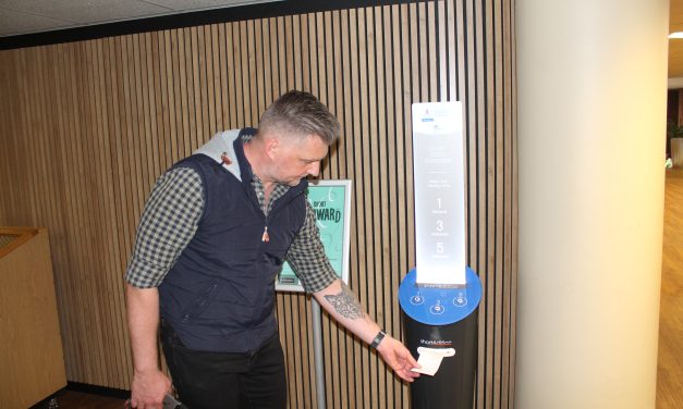 Out with Doomscrolling, In with Reading Robots